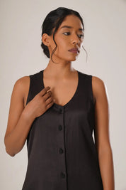 Noir Flora Kurta & Noir Trousers & Lattice Light Overlay