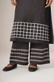 Grid Ground Kurta & Pixel Line Pants & Petal Grid Jacket
