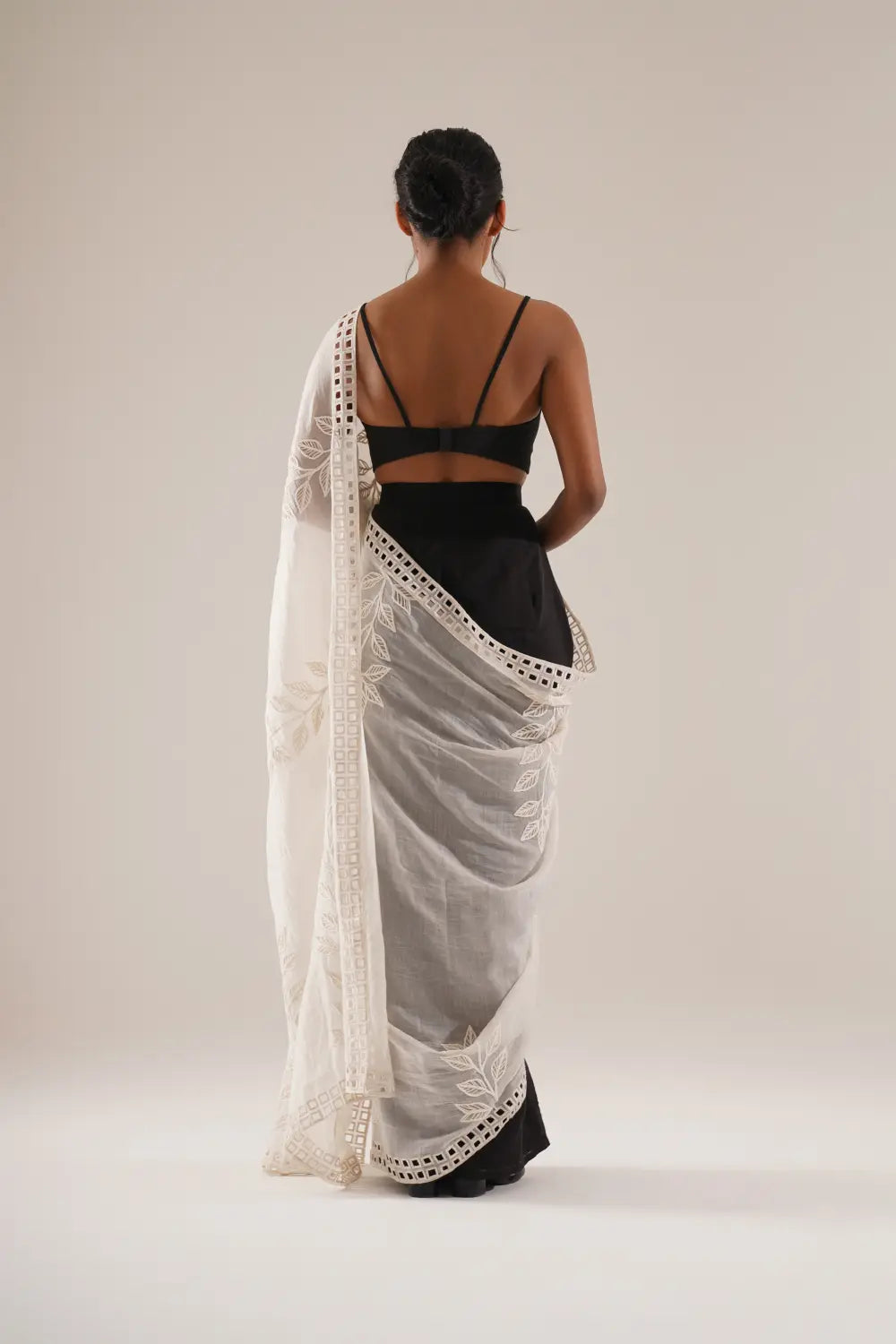 Bloom Button Saree