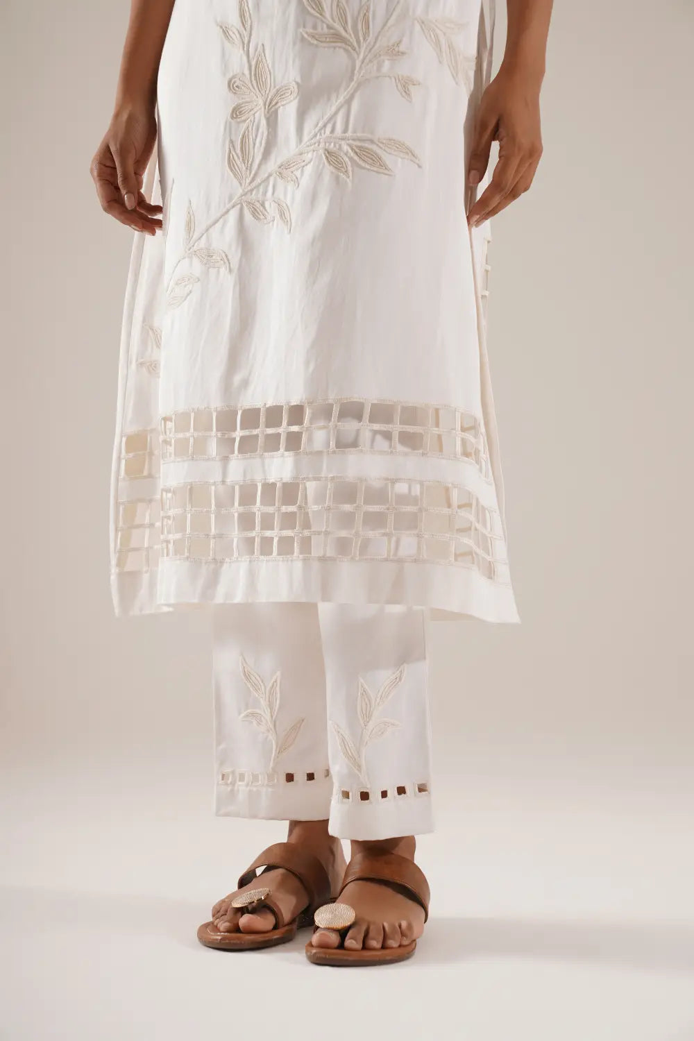 Quiet Window Kurta & Framed Leaf Pants