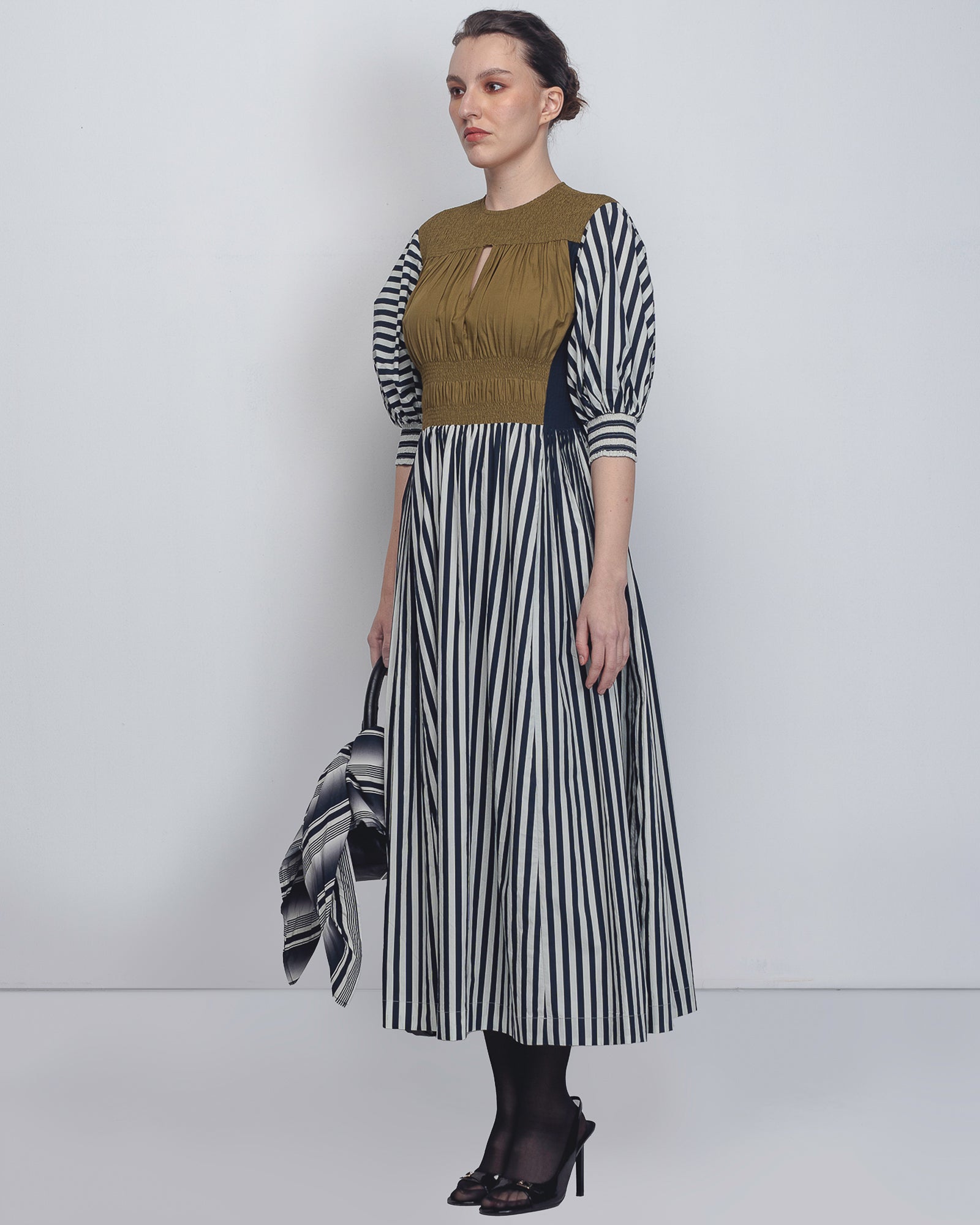 Beri Dress