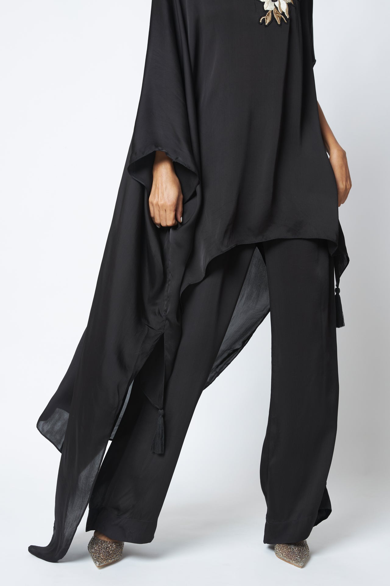 Anisa Vintage Flowy Kaftan Set