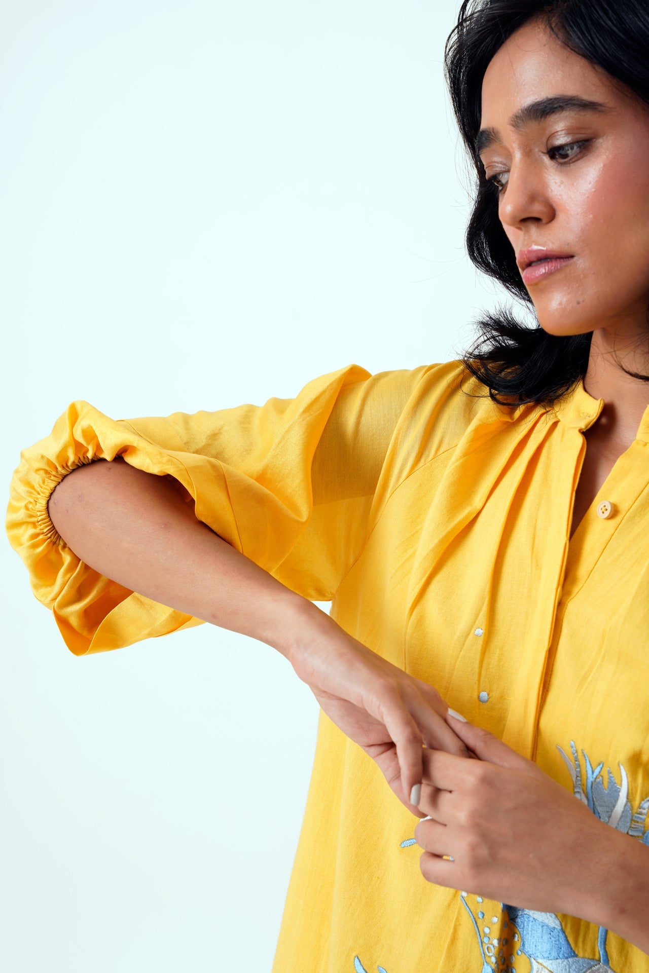 Canary Suvi Set  Embroidered Tunic & Pants