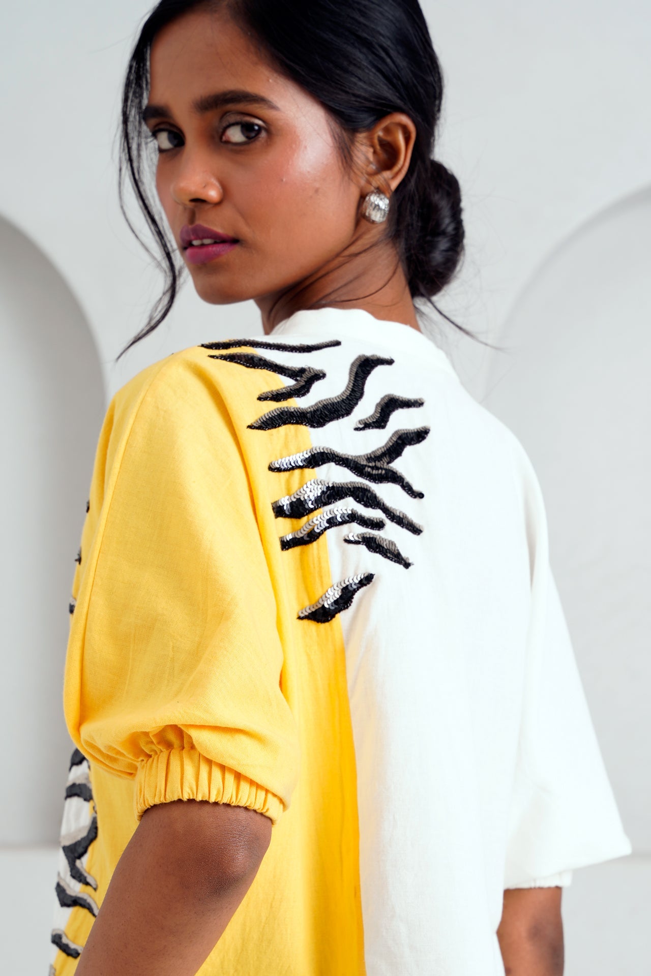 White Terra Tiger Top & Pleated Long Pants