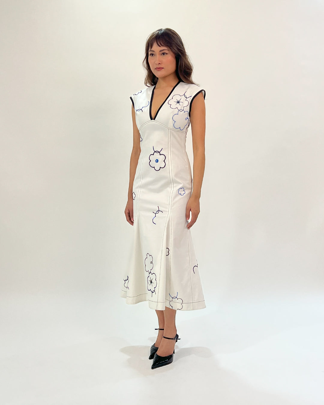 Peony Embellished Dress - Leh Studios