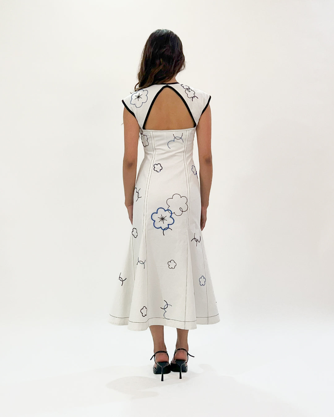 Peony Embellished Dress - Leh Studios