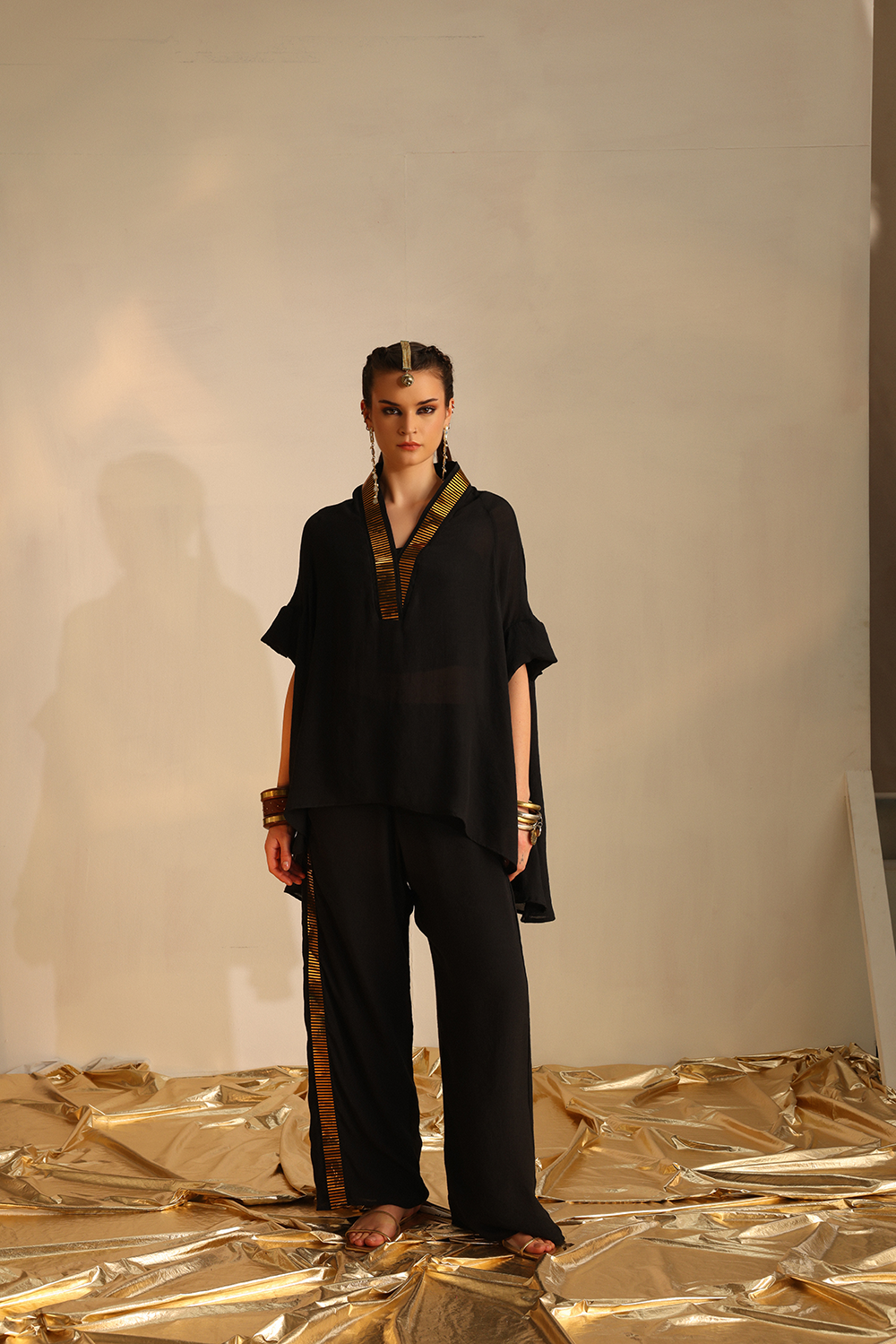 V Poncho Foil Twin Set