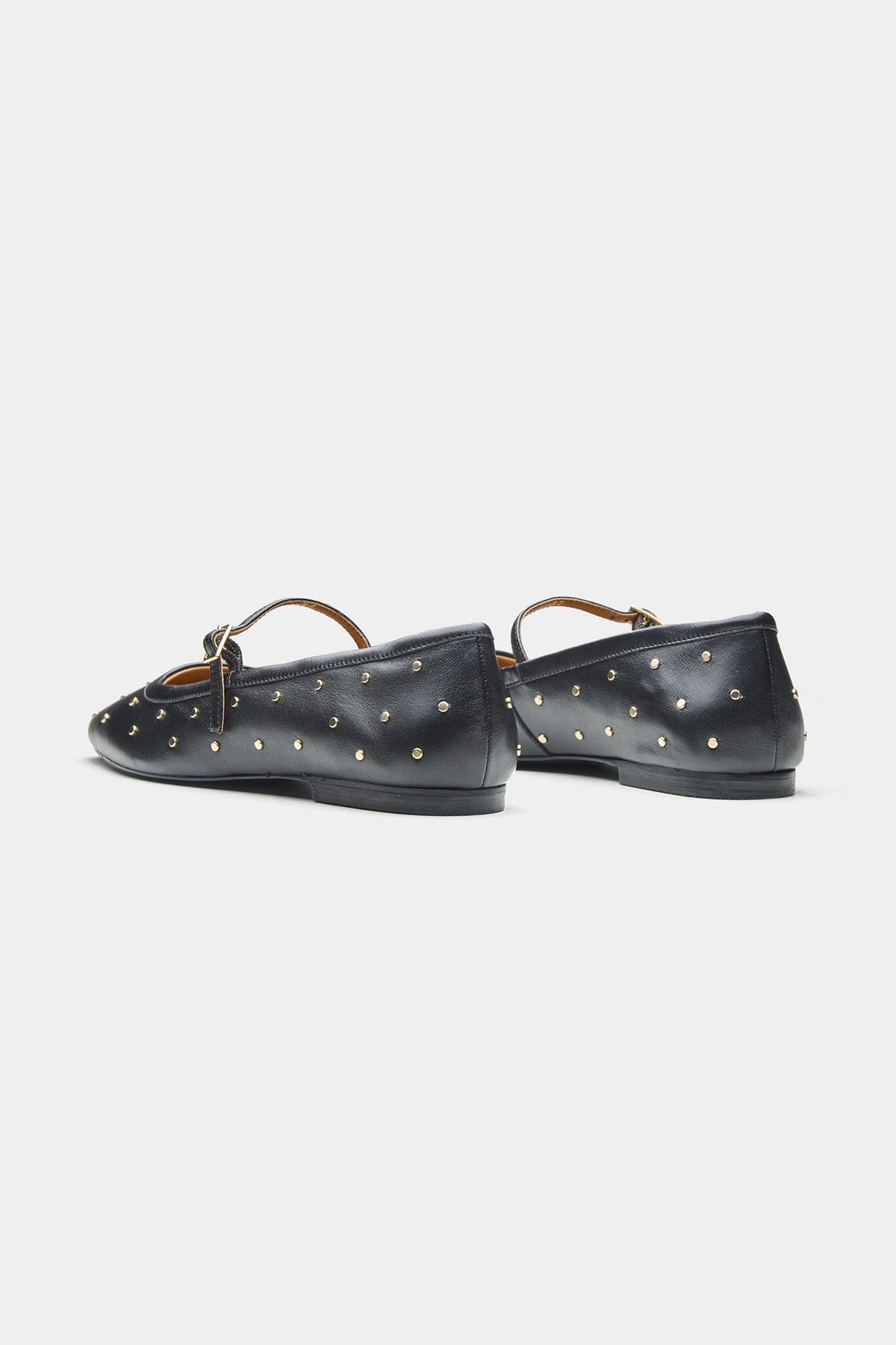 Estrella Black
