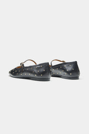Estrella Black