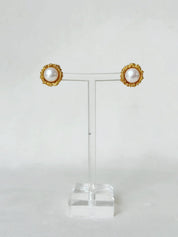 Pearl Cup Studs Gold