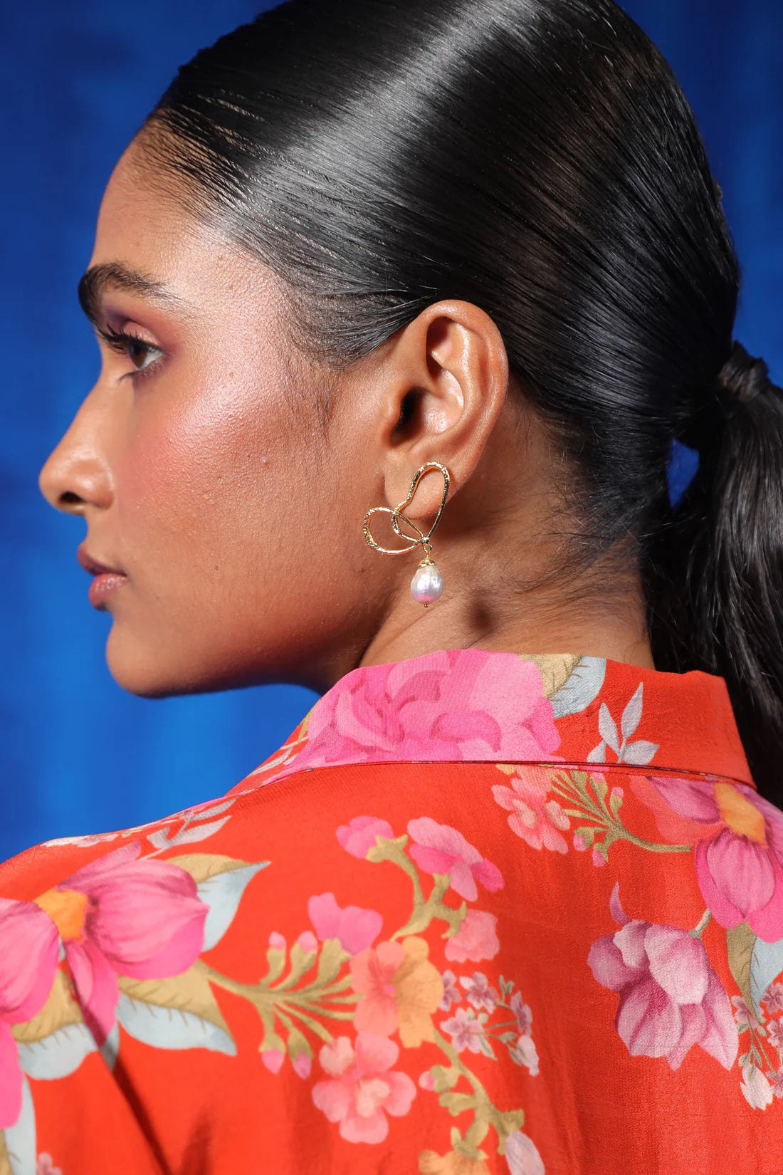Wings of Spring Wireframe Butterfly Pearl Drop Studs Gold
