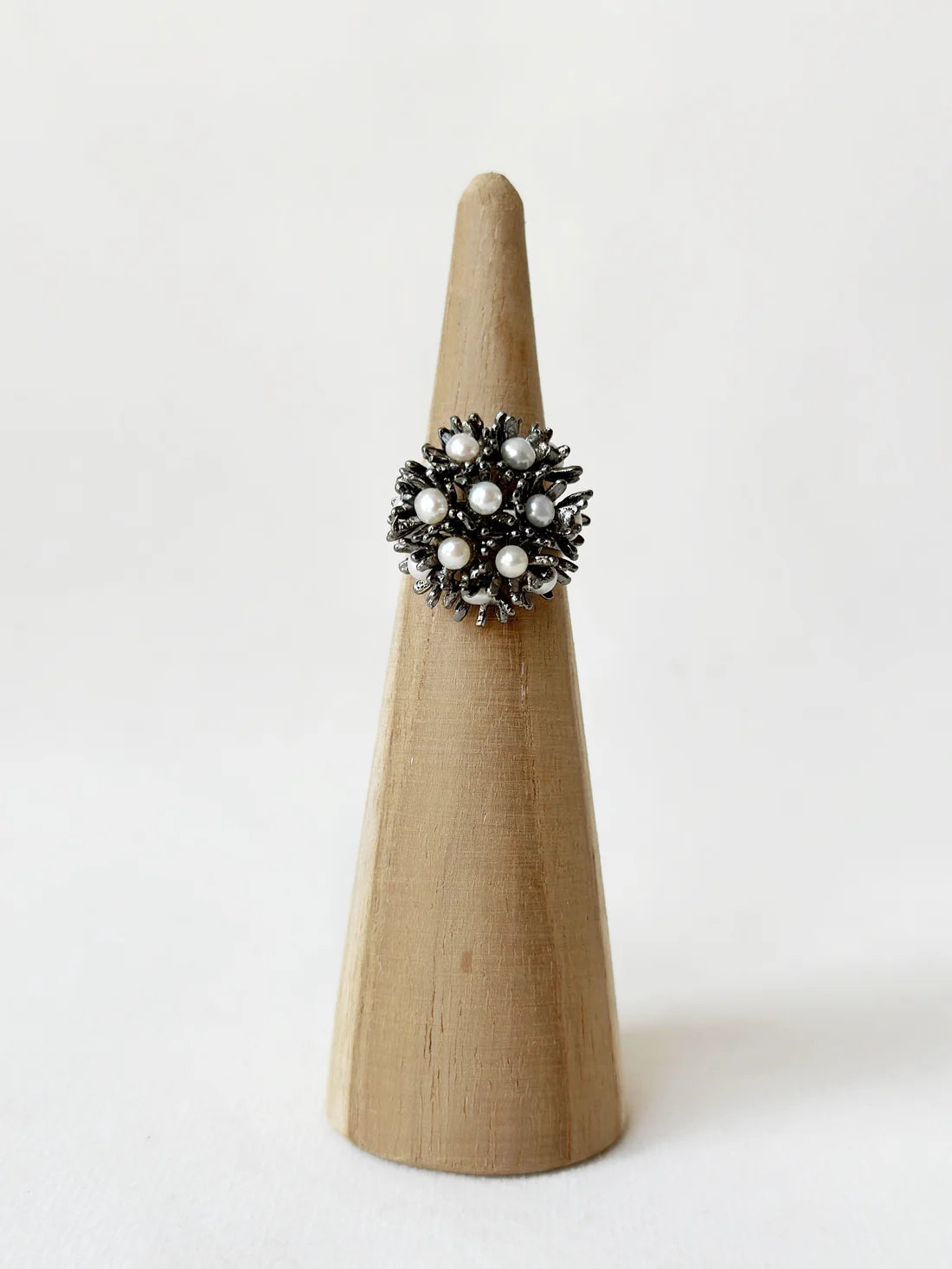 Sunshine Mini Pearl Ring Meteorite Black
