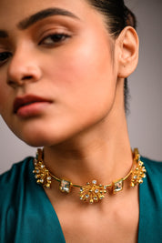 Flora Choker