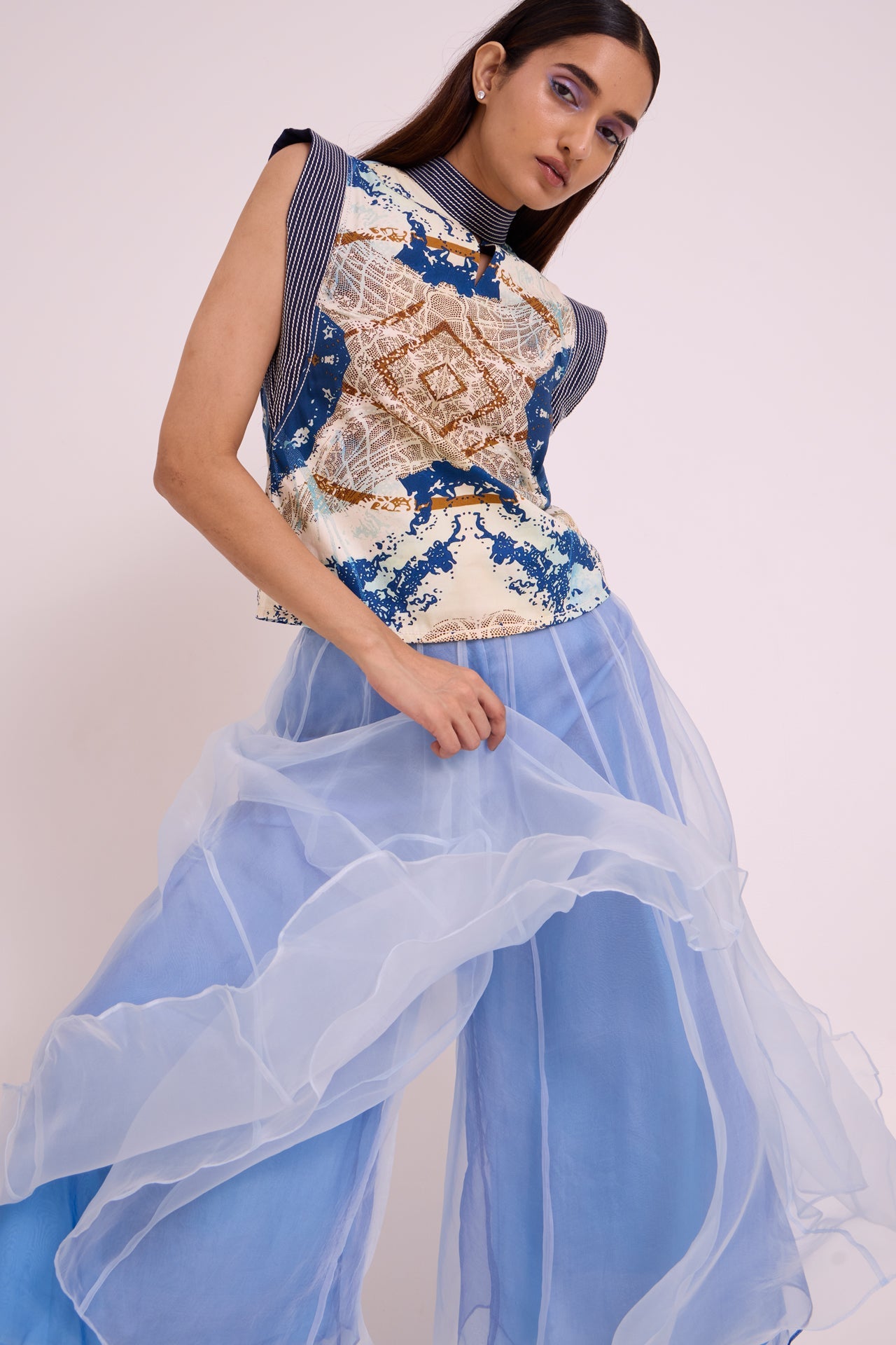Niloy Drift Away Divided Skirt & Square Top