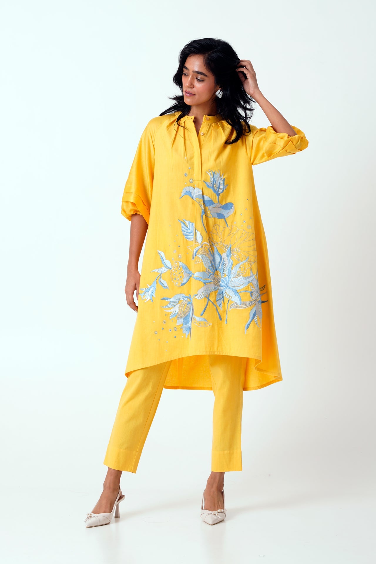 Canary Suvi Set  Embroidered Tunic & Pants