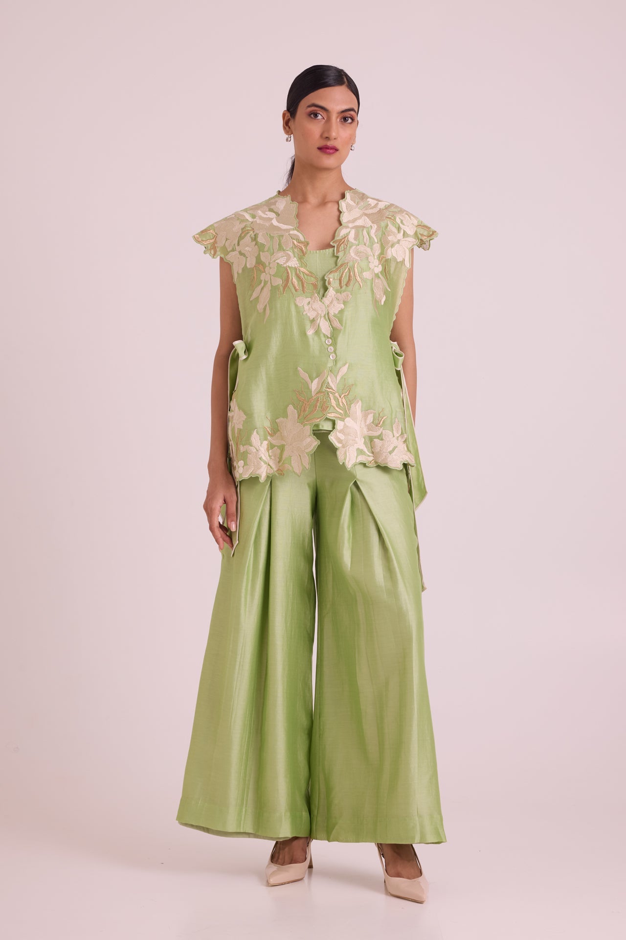 Lumi Floating Cape with Inner & Pants