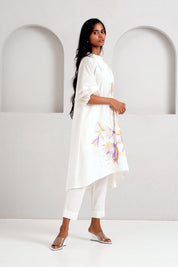 White Suvi Set Embroidered Tunic & Pants