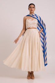 Hansa  Snow Laden Skirt Set