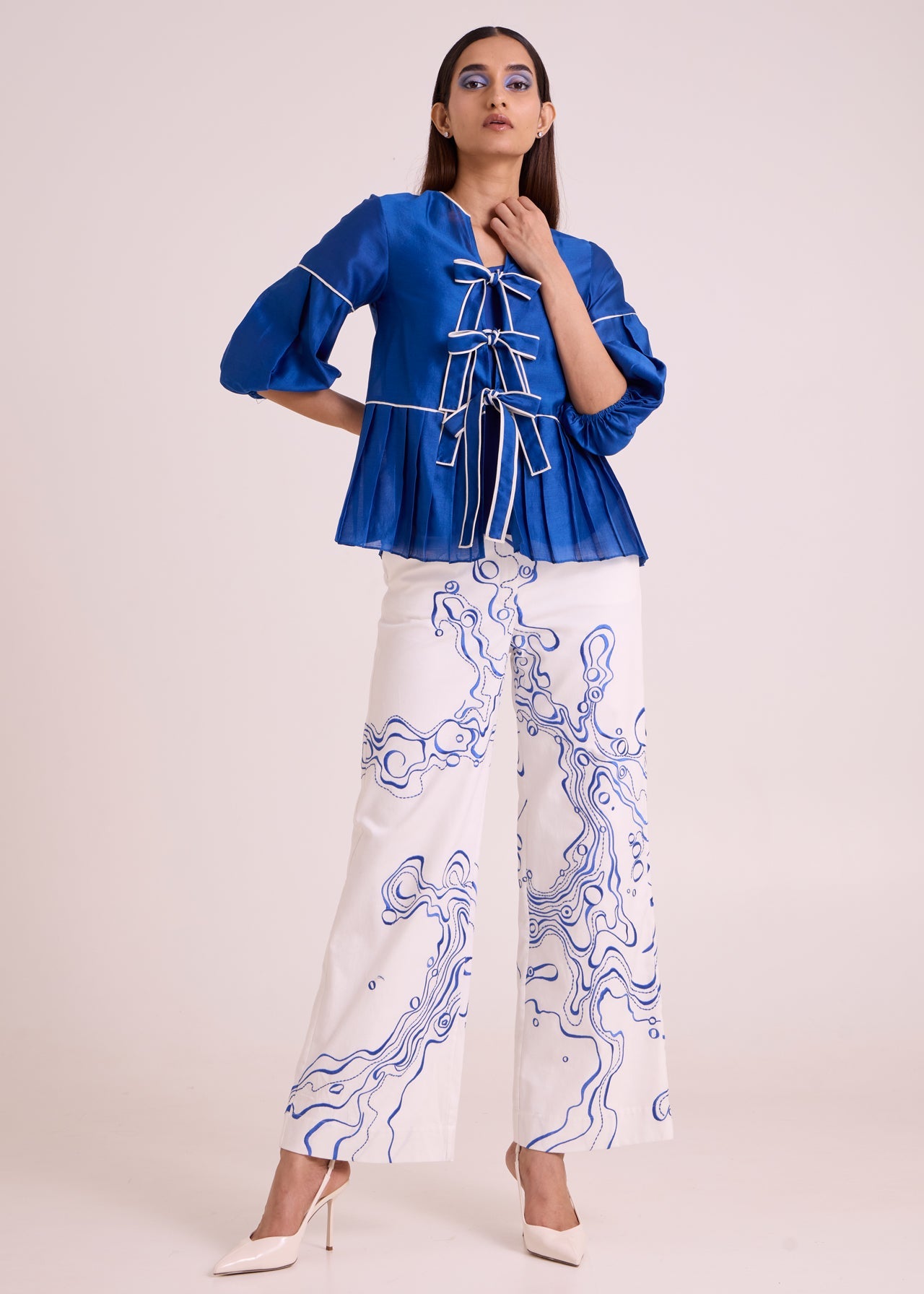 Front-02_bcd247a0-ccb2-43a6-8a40-f064d1f06fbf.jpg