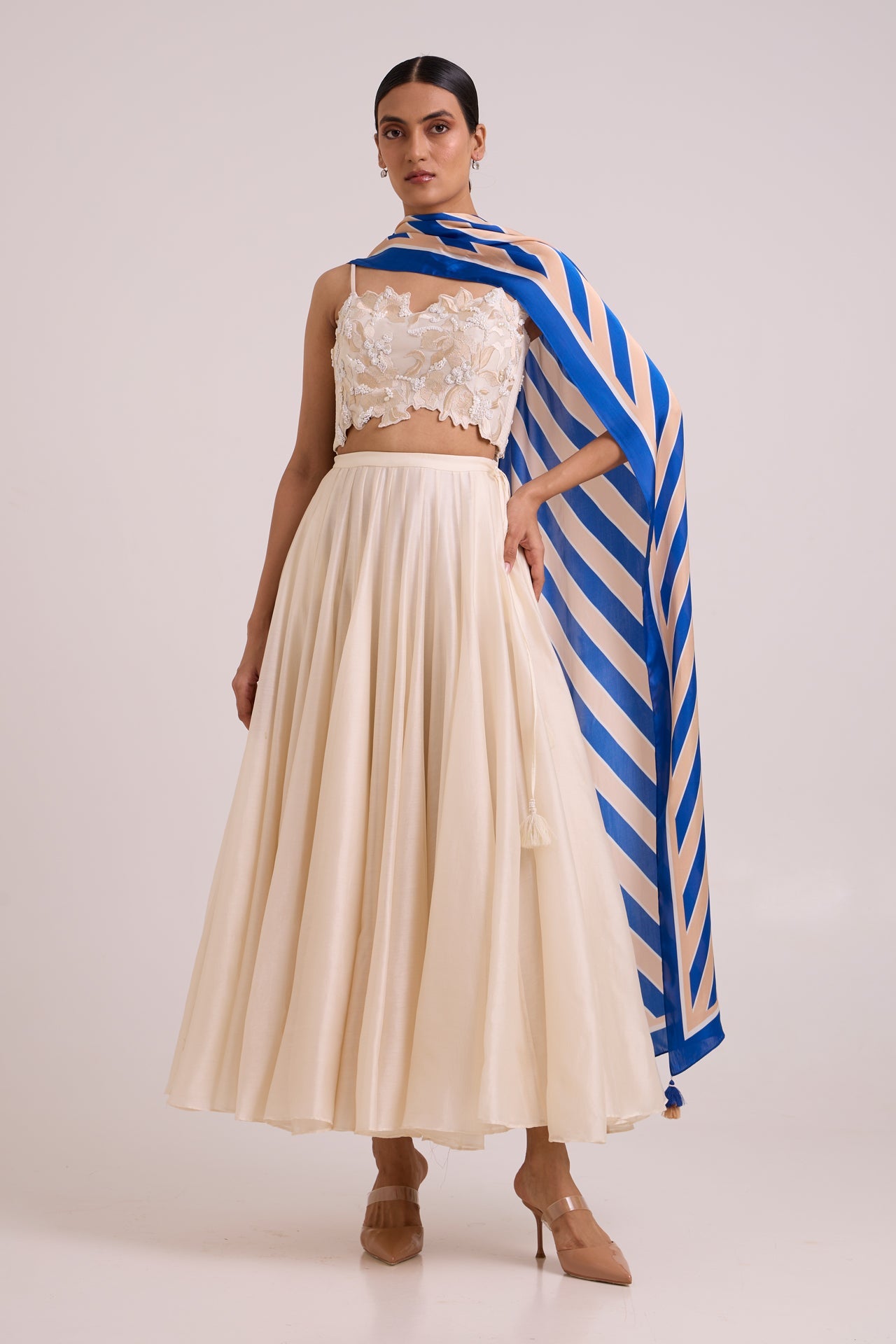 Hansa  Snow Laden Skirt Set