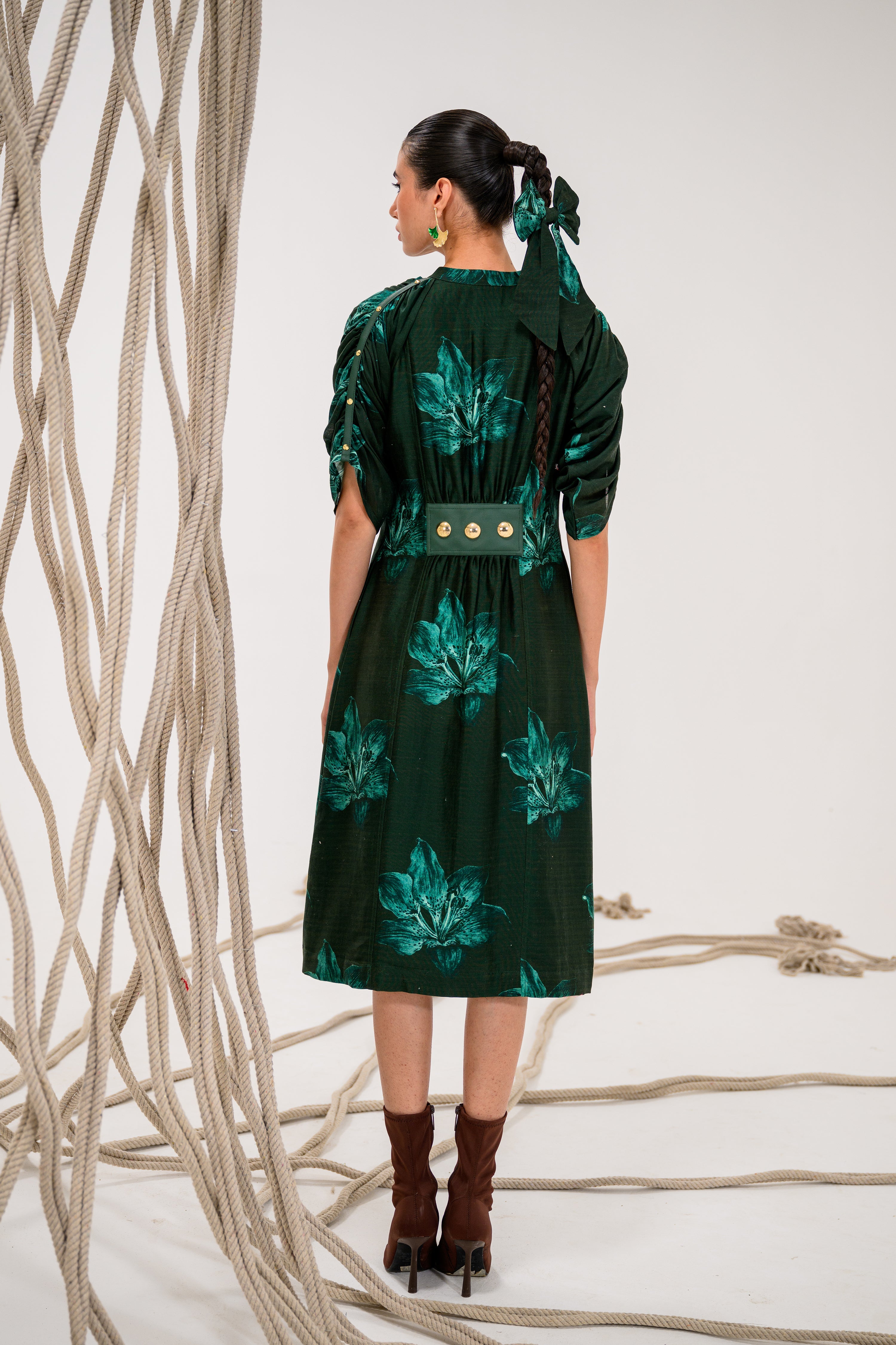 Frostleaf Zipper Midi Dress