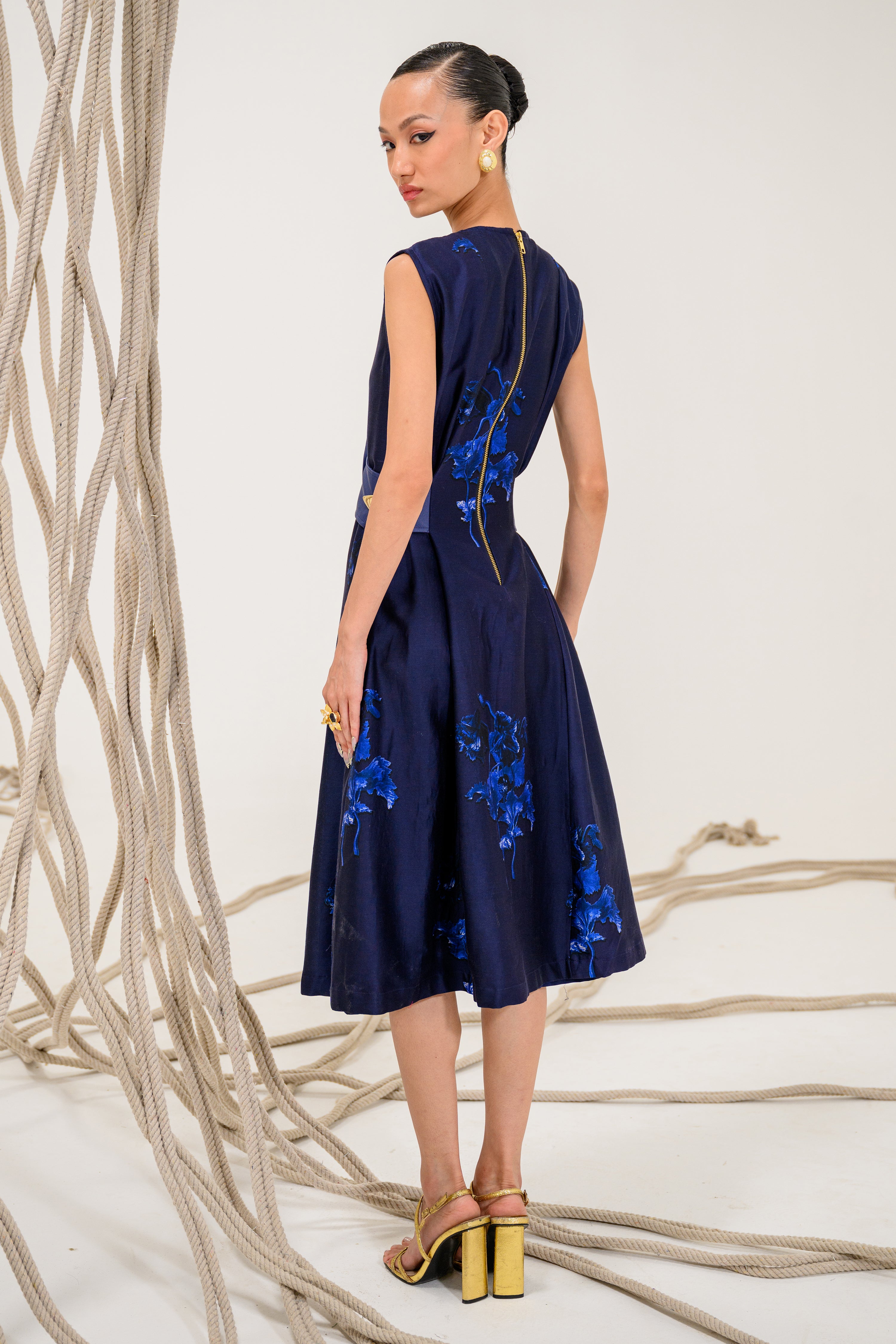 Niloufar Adjustable Midi Dress