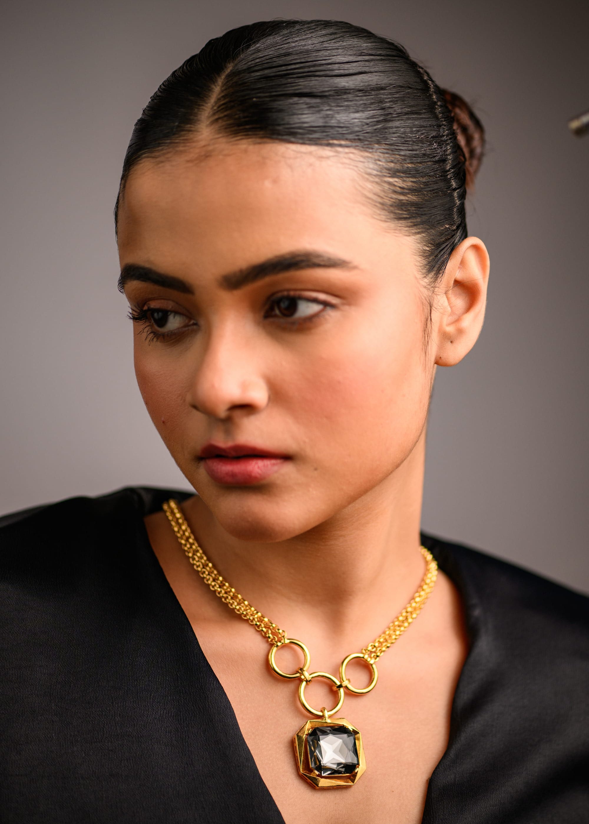 Goddess Crystal Necklace in Golden Crystal