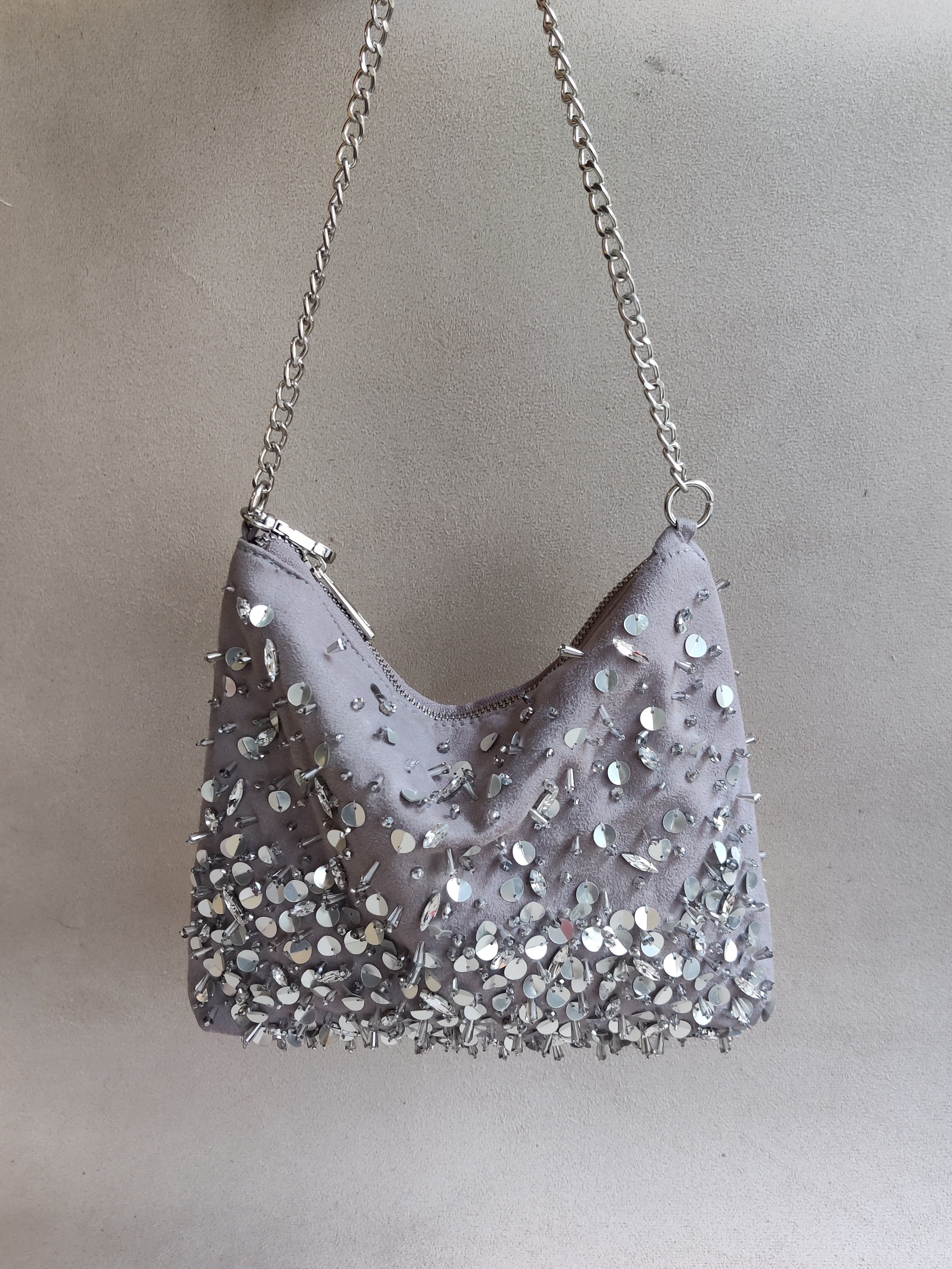 Hobo_Sling_SilverGrey_1.jpg
