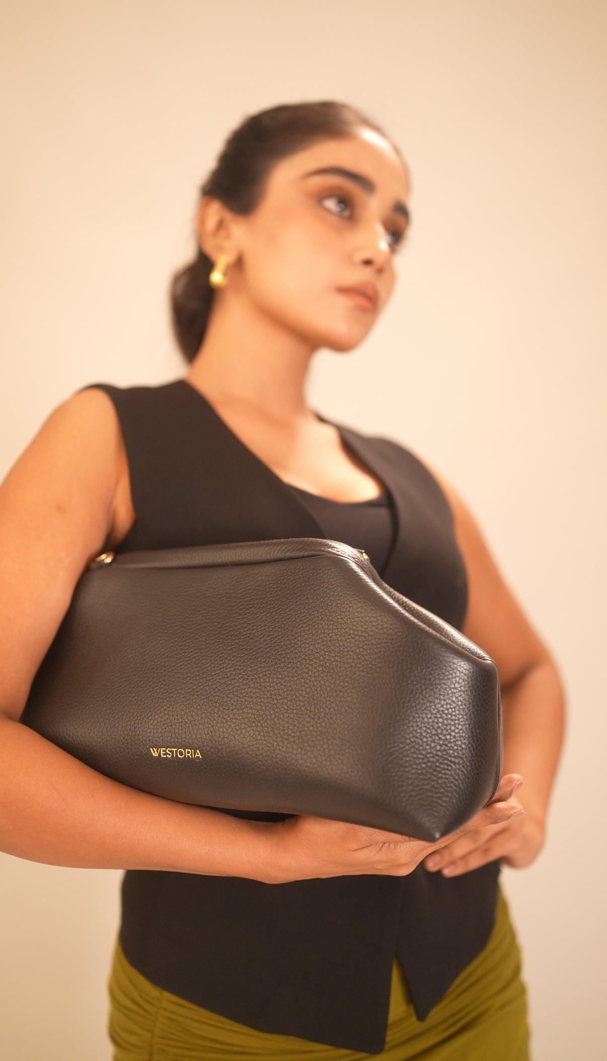 Westoria Black Pebbled Clutch Slingbag