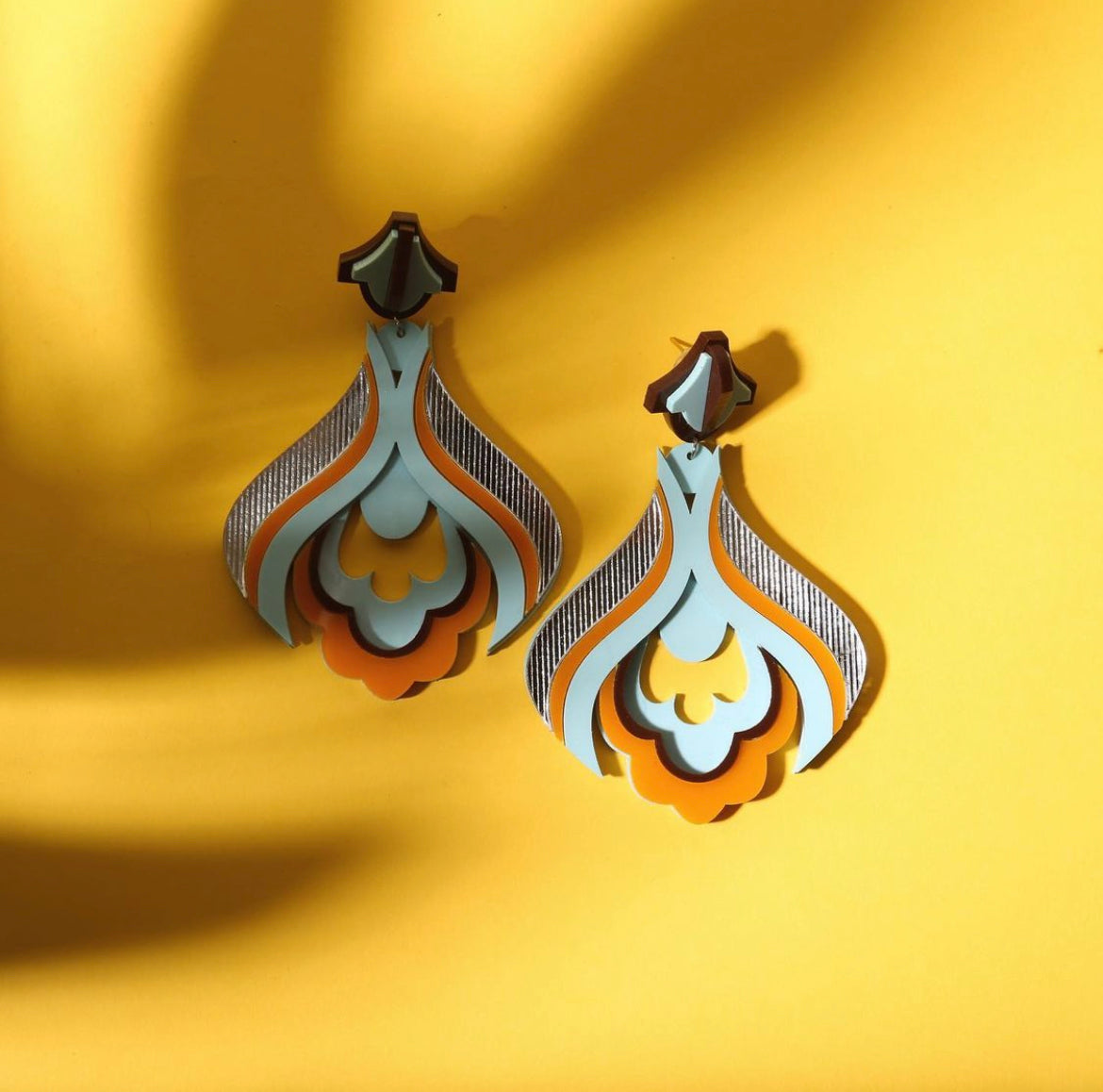Dual Tone Motif