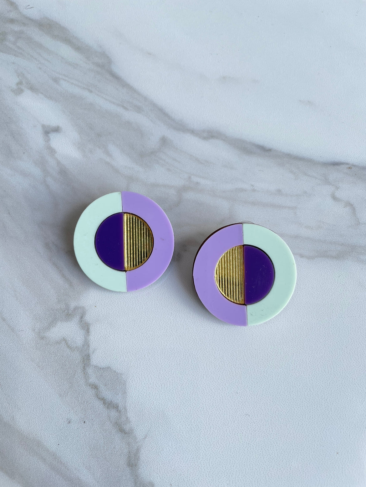 Dual Tone Studs