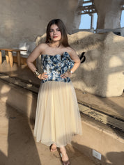 Mehndi Jashnani in Gilded Corset Co-ord