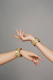 Alluring Bees Bracelet