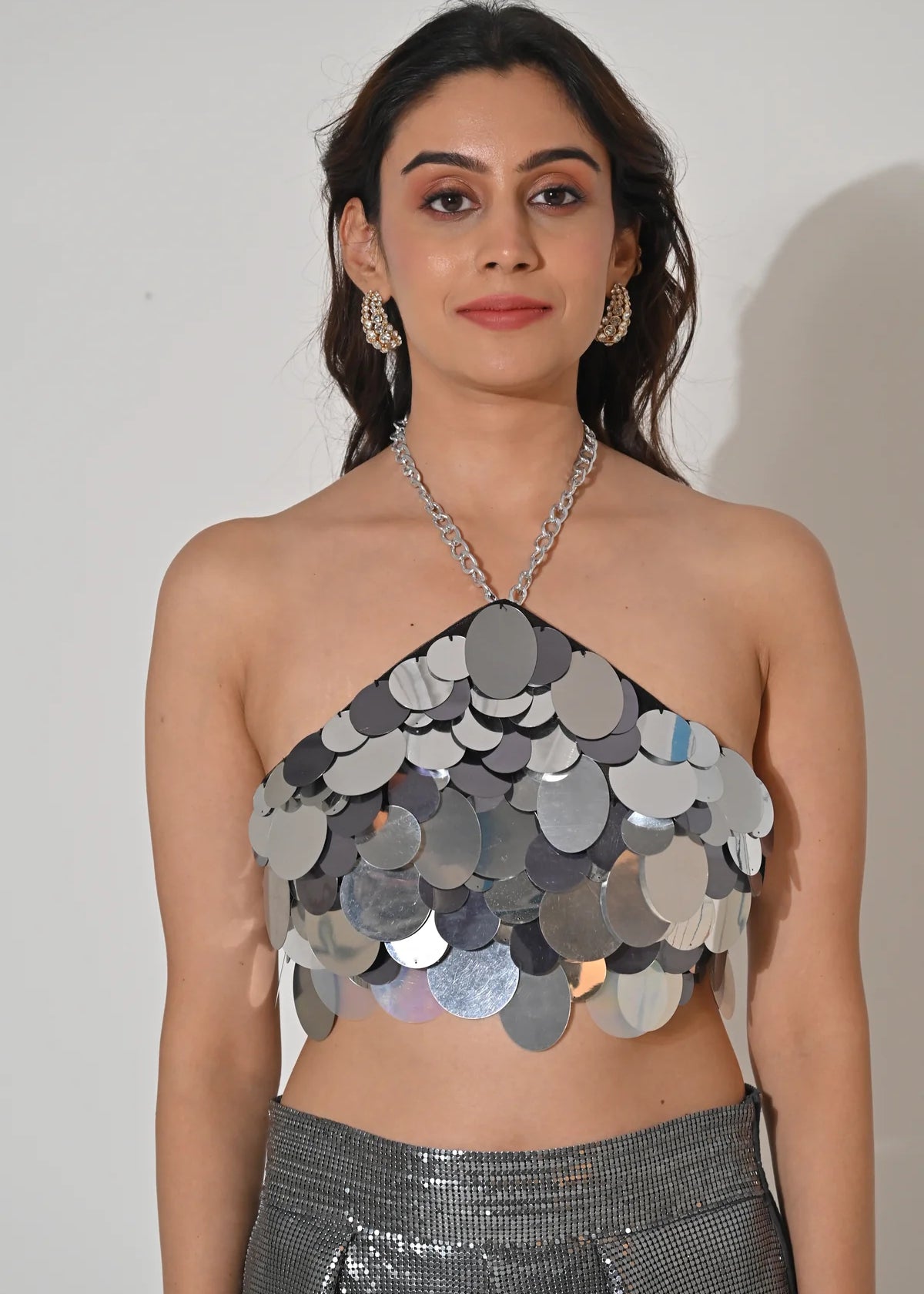 ISLAMETALLICSILVERSEQUINHALTERCROPTOP3.webp
