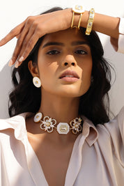 Iraa Rectangle Choker