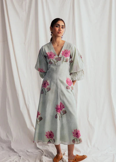 JODI_LOOKBOOK-1718_56689f04-facf-4fc1-8669-1459b1f07a22.webp