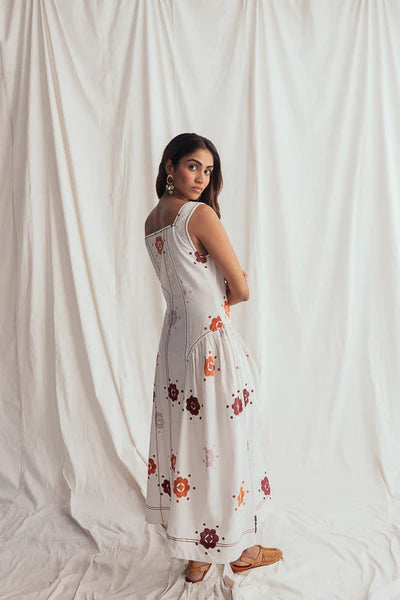 Thandai Day Dress