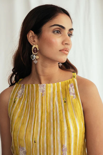 Dhoop Pleated Top