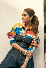 Keerthy Suresh in Medley Studs