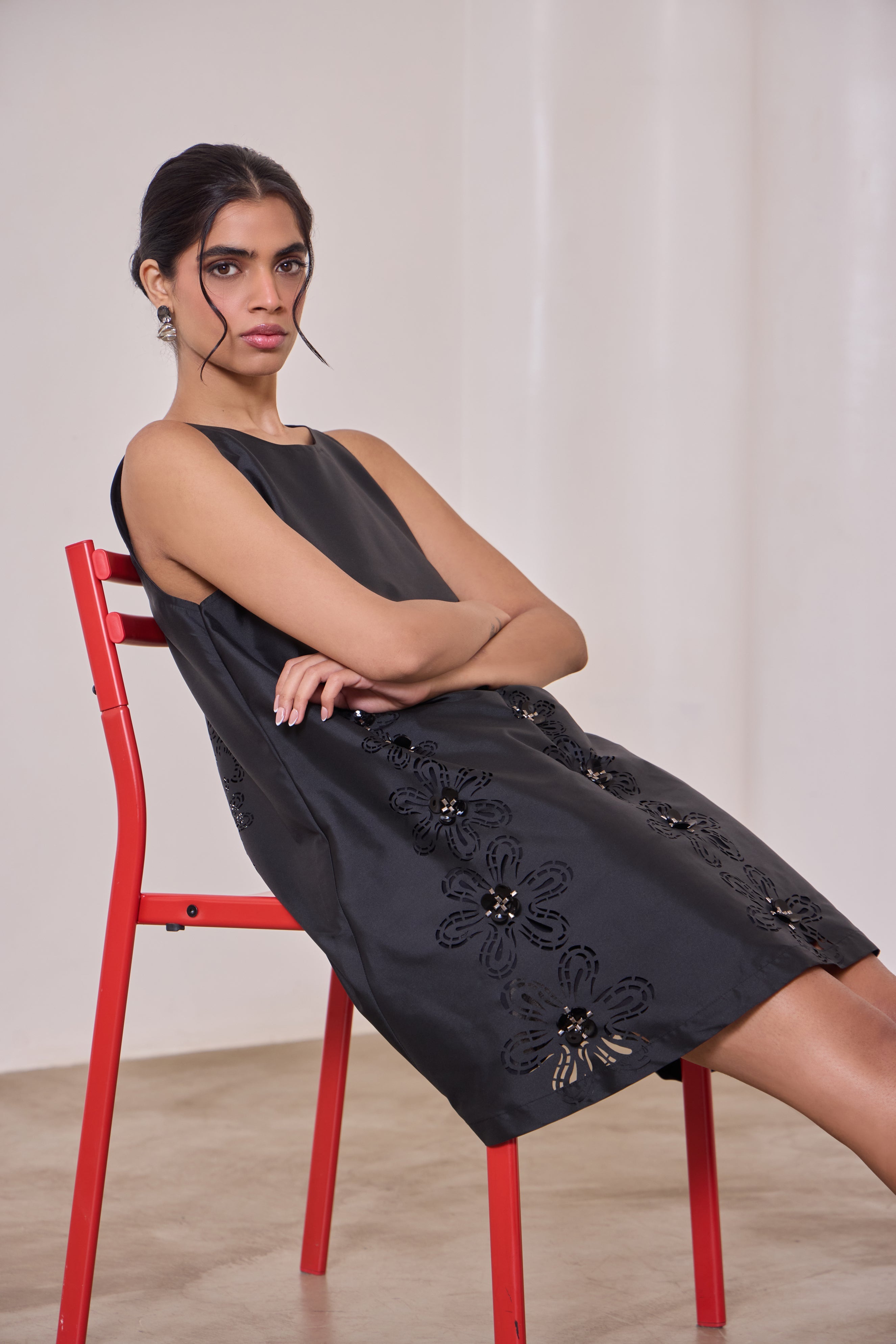 Noir Art Cut Shift Dress