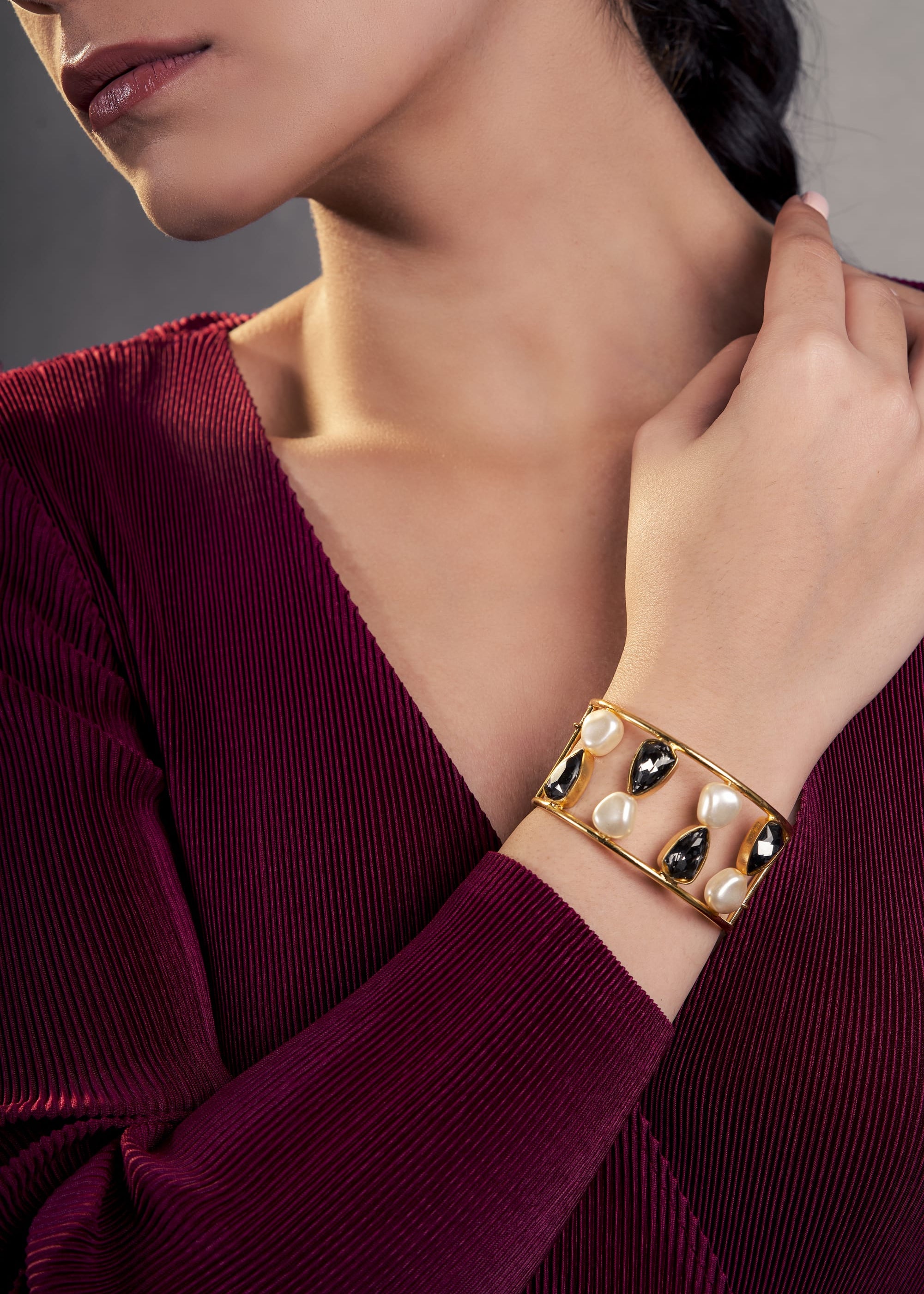 Ray_Open_Cuff_Bracelet_1.jpg
