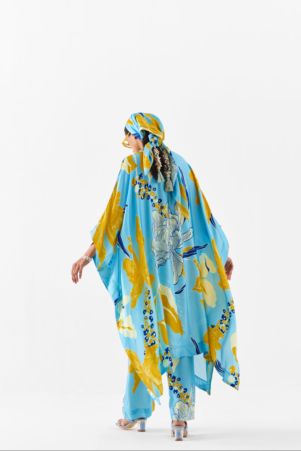 White Rose Kimono Kurta & Pants