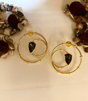 Round Flow Stud Earrings - Black Crystals