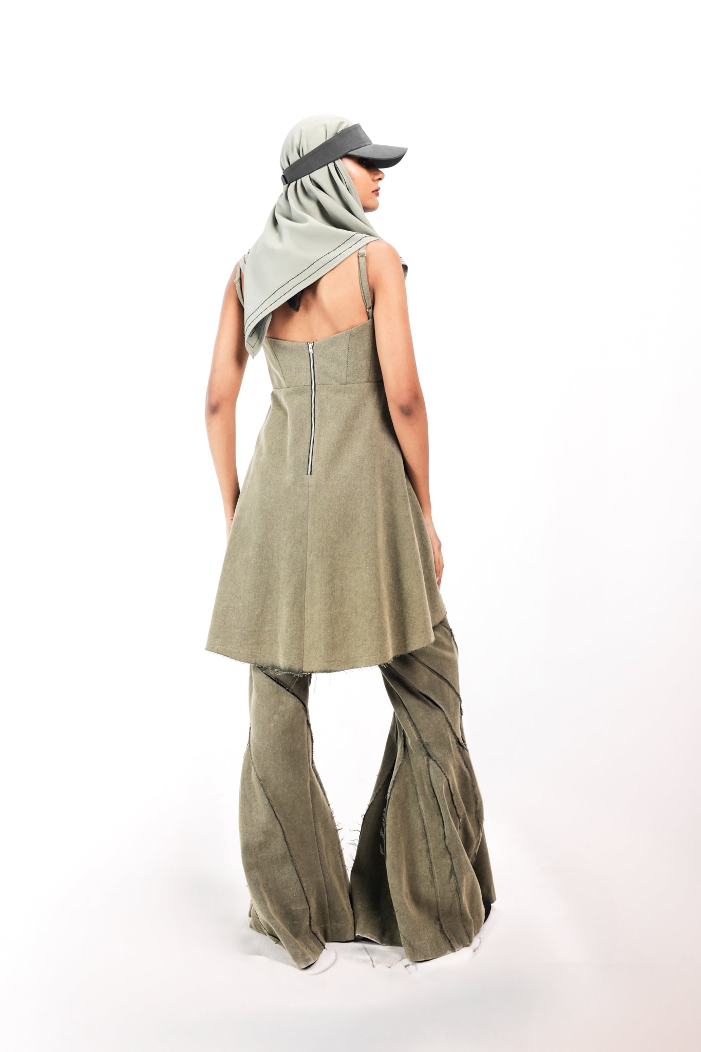 Rootline Visor Cap With Scarf