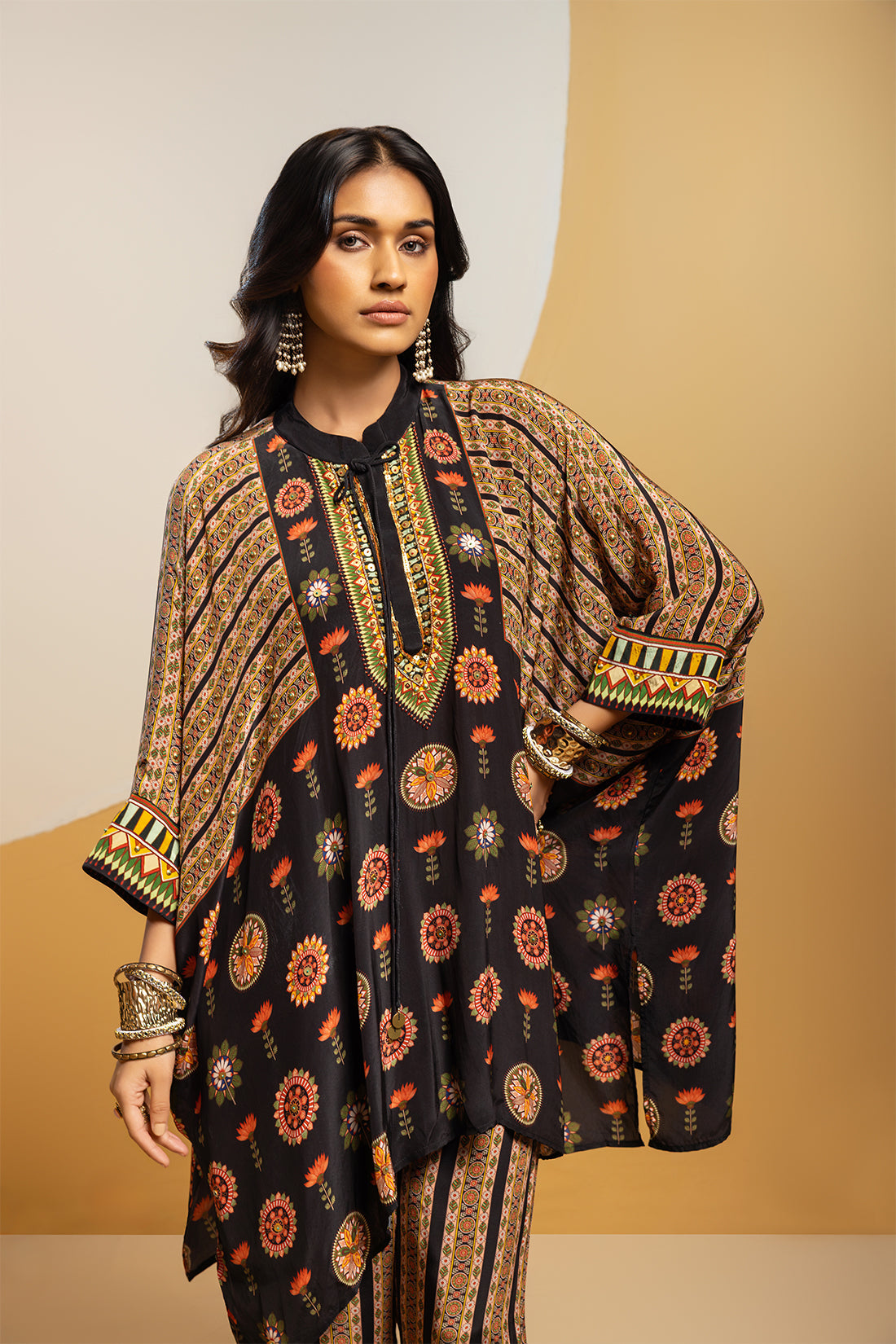 Taarani Black Embellished Kimono Kurta Set
