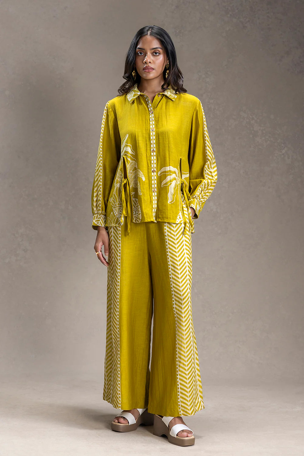 Kyomi Printed Slit Detail Shirt And Pants