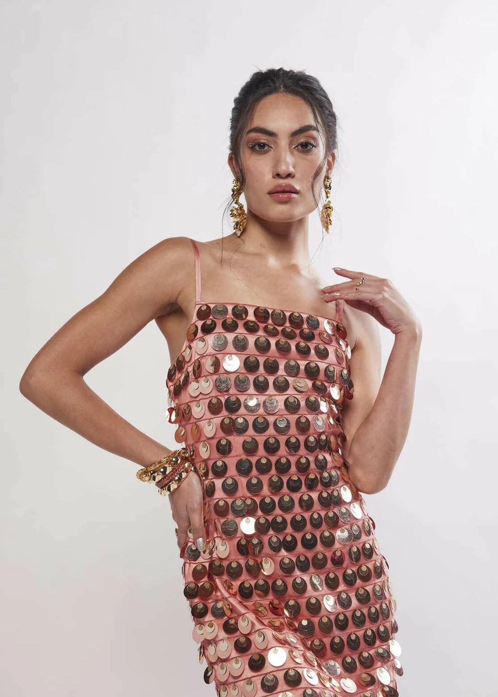 SUNDAZEOLDROSEMETALLICSEQUINEMBELLISHEDMAXIDRESS3.webp