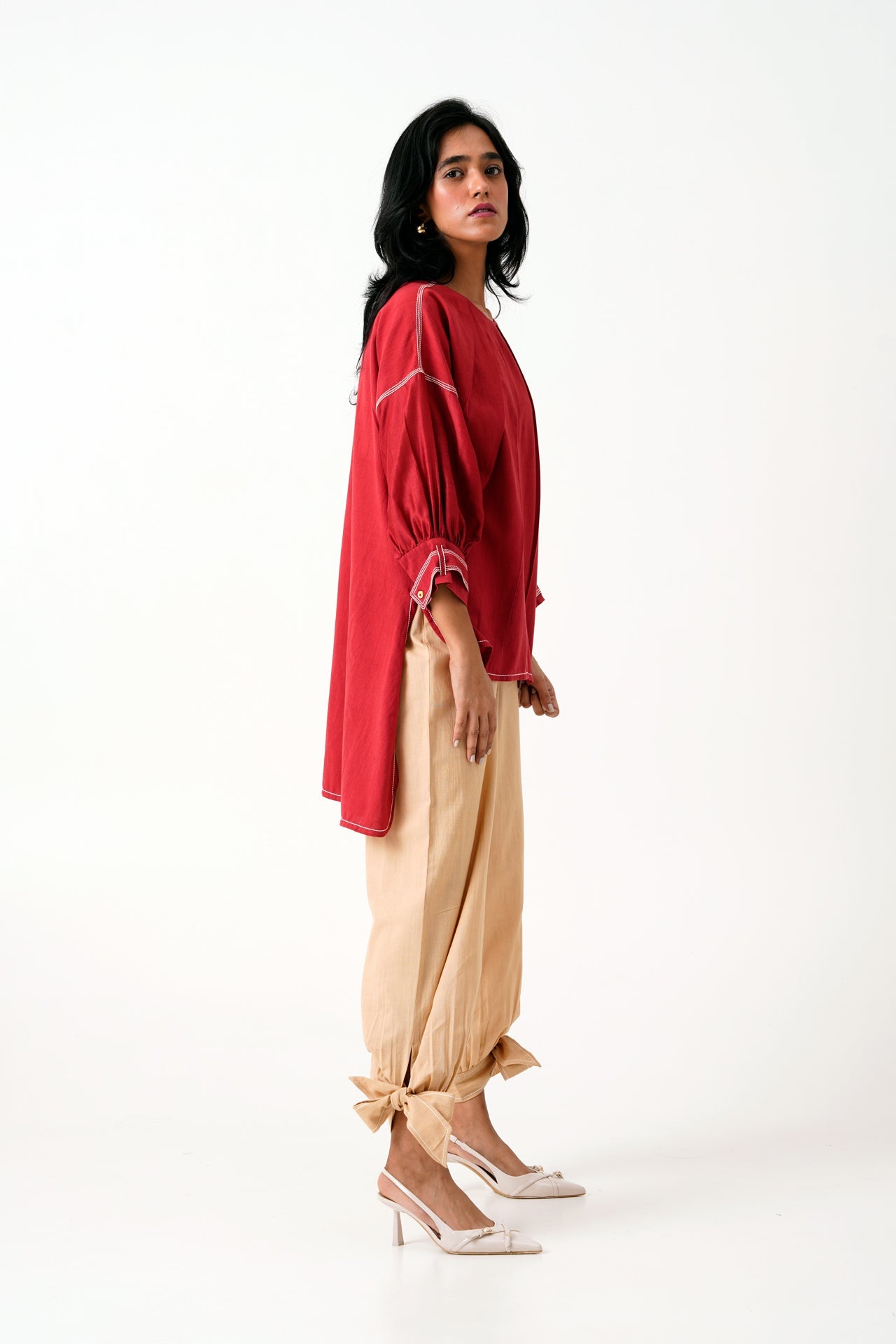 Ariel & Eva Madder Pleated Top & Latte Bow Pant