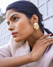 Tiraa Crystal Studs