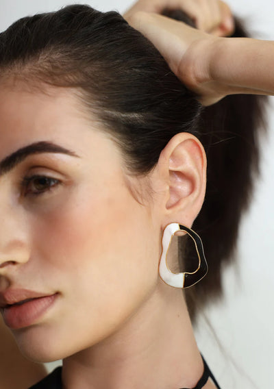 Cascade Studs Black